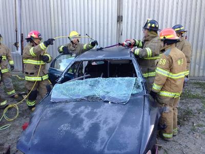Williamsburg Fire Extrication Training (Tri-Town)
